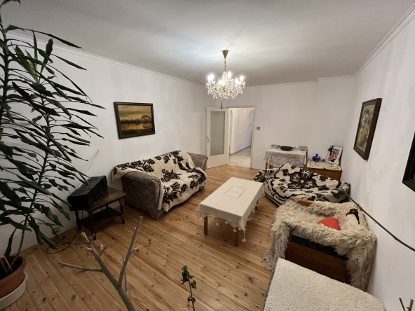 Уютен четиристаен апартамент под наем ул. Слатинска